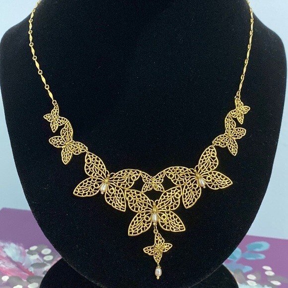 Vintage Gold Tone Over Sterling Silver Butterfly Pearl Necklace - Picture 2 of 7
